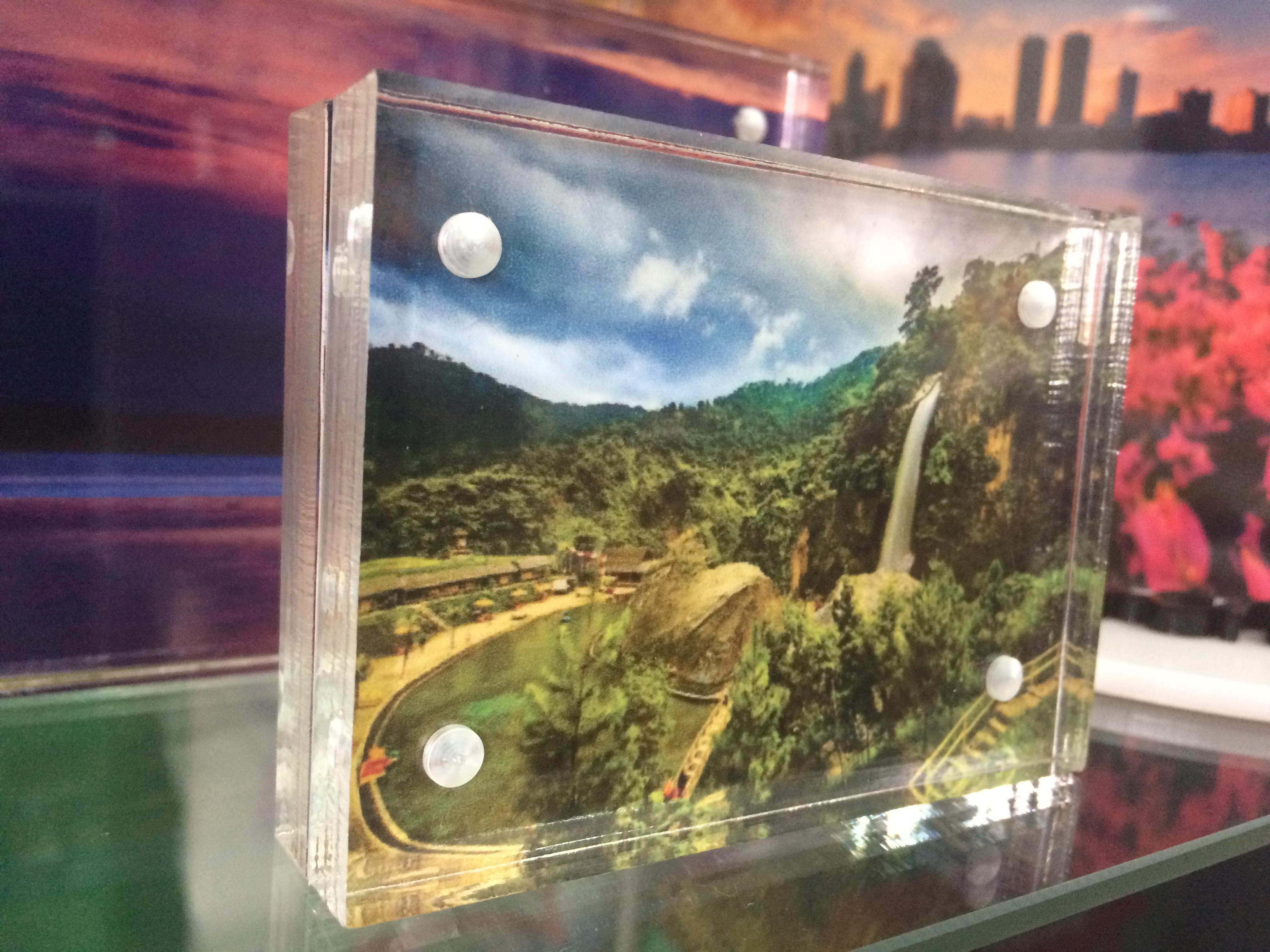 Acrylic Magnetic Frame